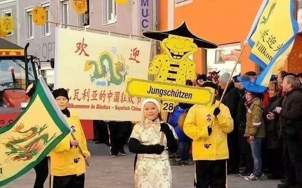 Festival chinois de Diefurt en Allemagne : un regard sur la fête, la farce et l’humour.